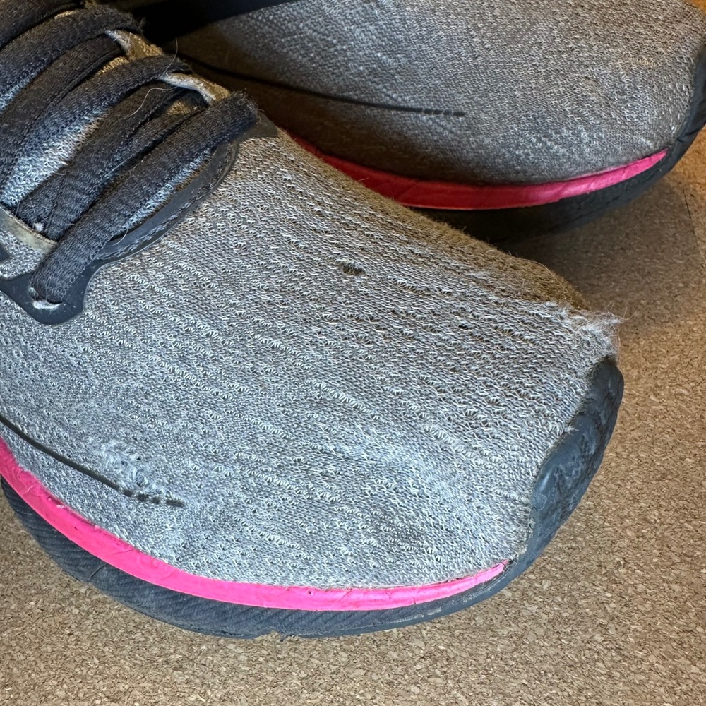 Brooks Trace 2 Running Shoes Women 7 Grey Pink Neutral Athletic 1203751B038 - Picture 9 of 11